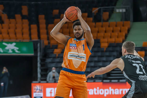 成功遏制住 成功遏制住