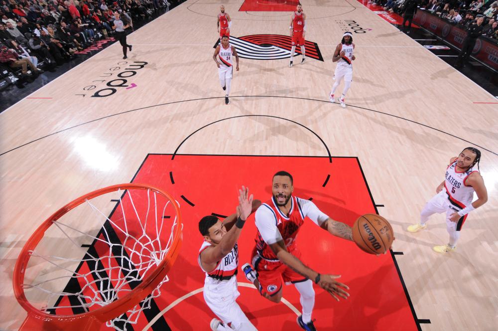 他凭借稳健 他凭借稳健