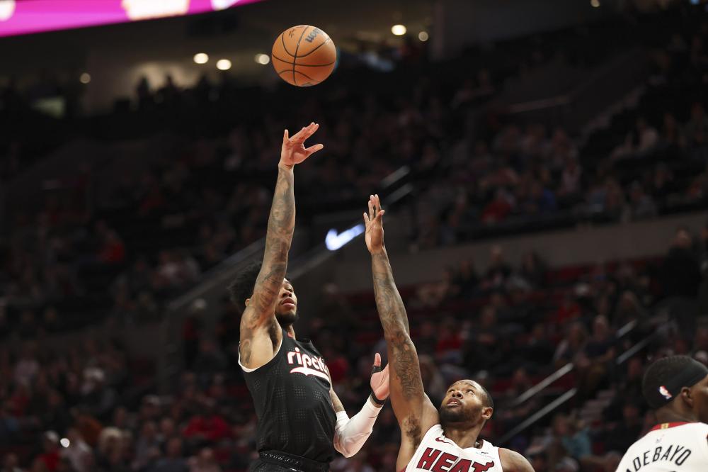 营方的目光 营方的目光