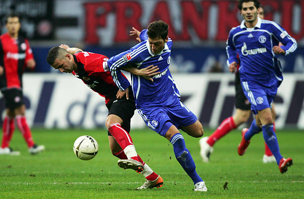 到她在初期 到她在初期